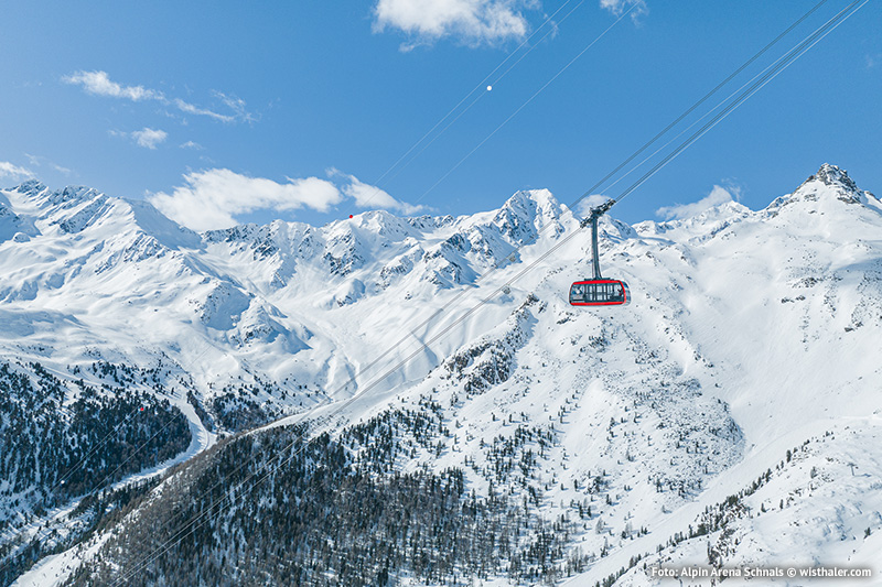 Mit der neuen Gondelbahn auf den Schnalstaler Gletscher